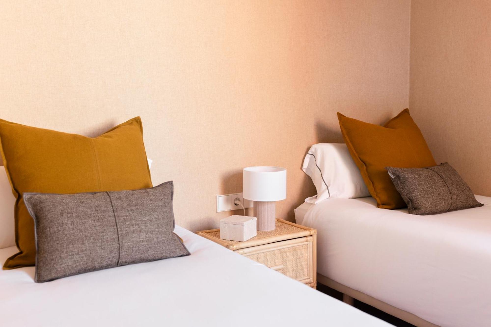 C211 Barcelona Apartments Eksteriør bilde